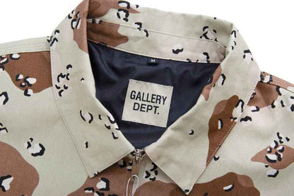 Jaqueta Gallery Dept. Chocolate Camo