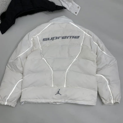 Jaqueta Puffer Supreme x Jordan Branca