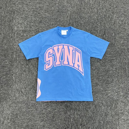 Camiseta Syna World College Azul Claro