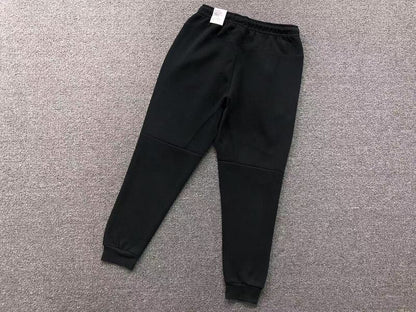 Conjunto Nike Tech Fleece Preto (Reflective)