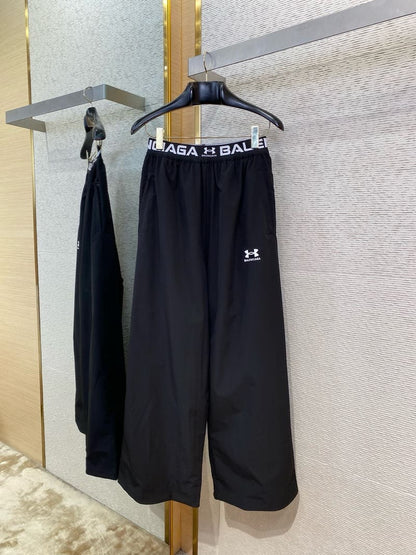 Calça Balenciaga x Under Armor Track