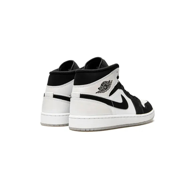Air Jordan 1 Mid SE Diamond