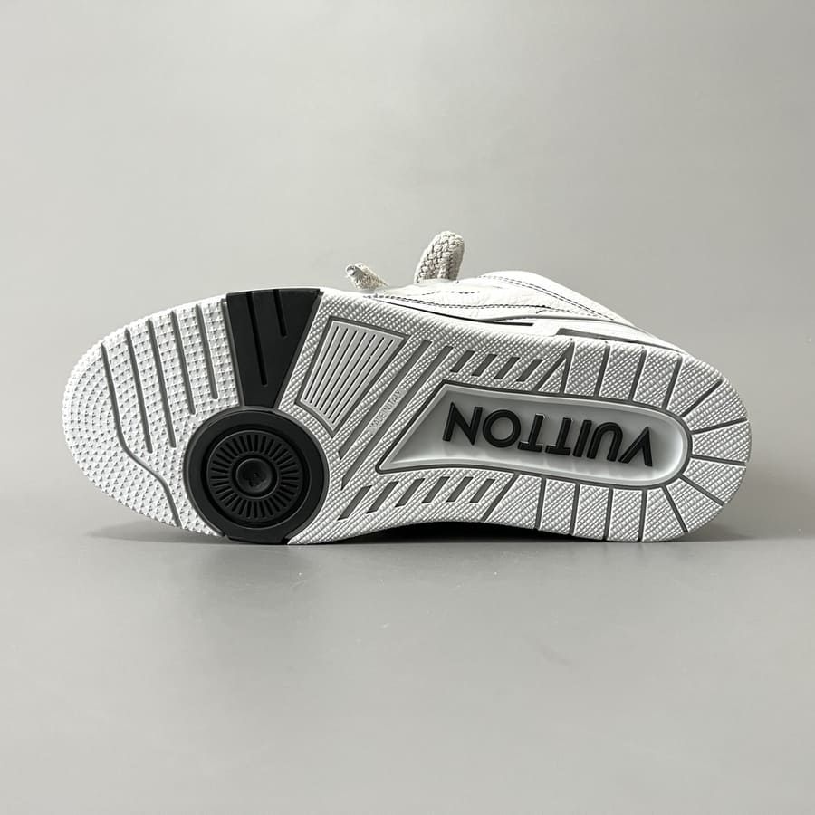 Pronta Entrega - Louis Vuitton LV Skate Sneaker Grey