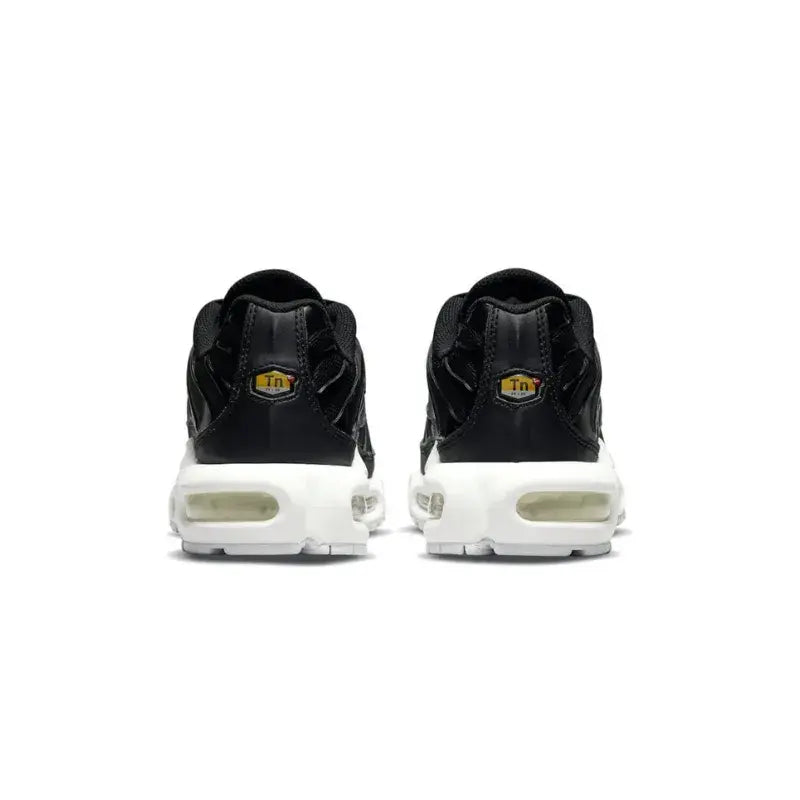 Air max plus TN black white