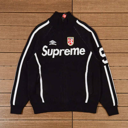 Conjunto Supreme x Umbro Zip Up Black
